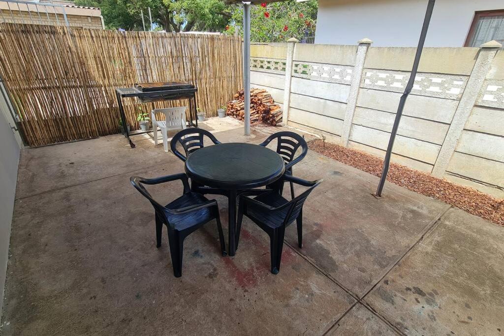 Rock Away Beach Condo. Hartenbos Exterior photo
