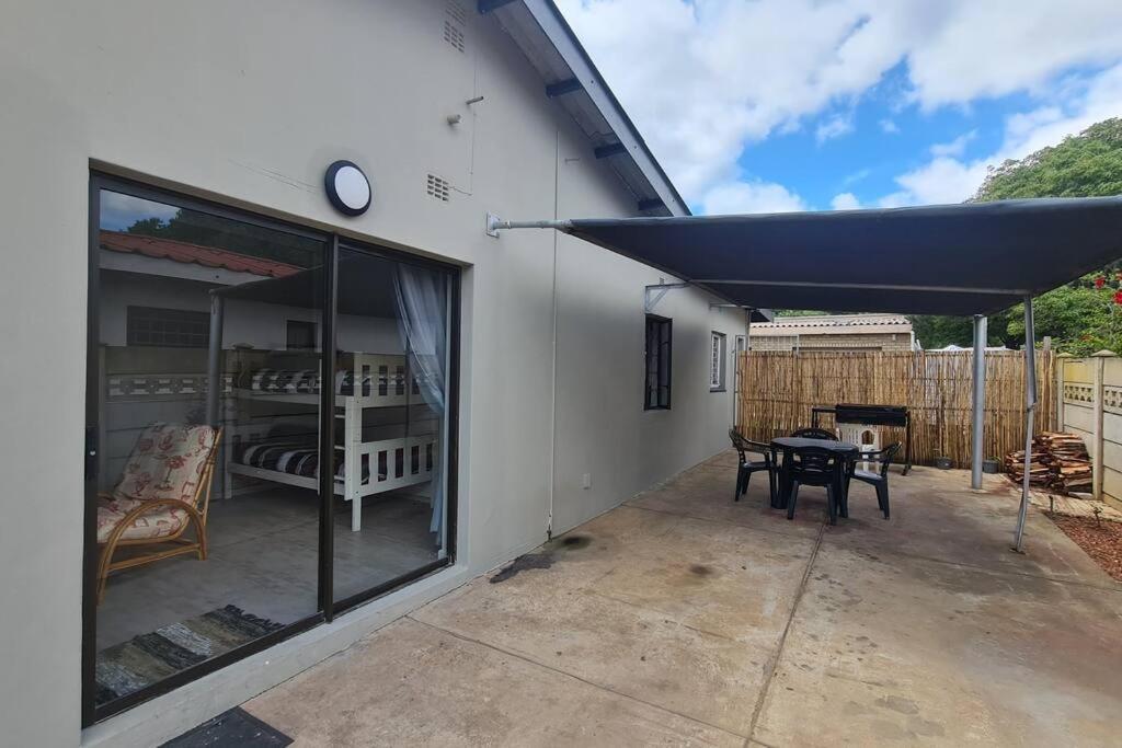 Rock Away Beach Condo. Hartenbos Exterior photo